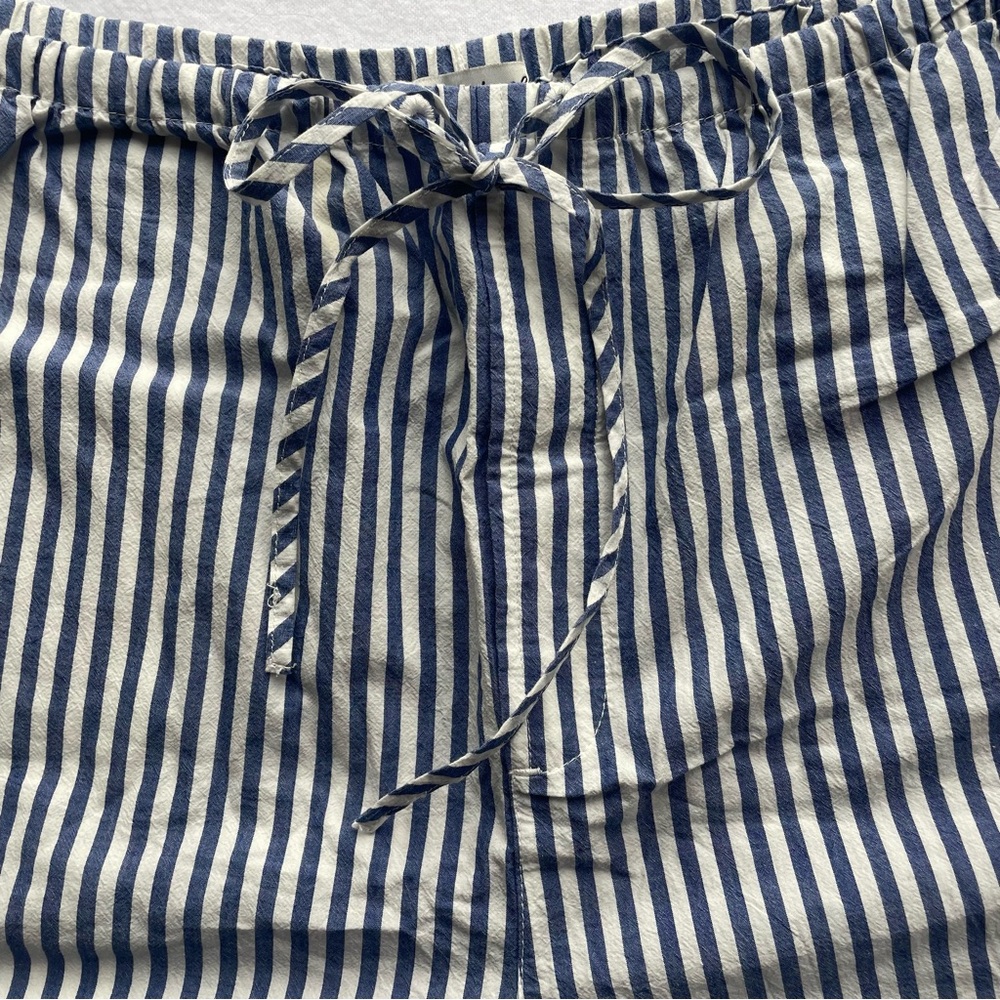 Madewell 100% Cotton Drawstring Pull On Shorts Blue Stripe Size Large EUC - Picture 4 of 7